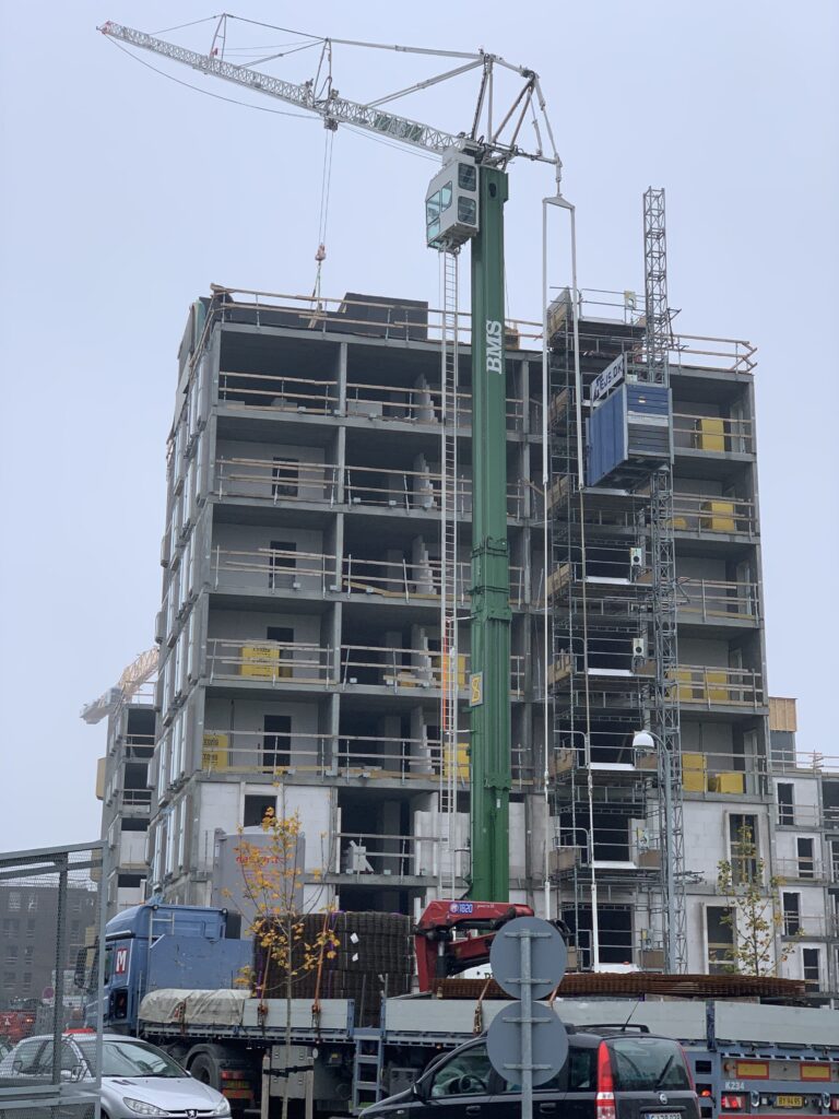 Opbygning af elevator tårne - Risskovbrynet | SL Byggeri
